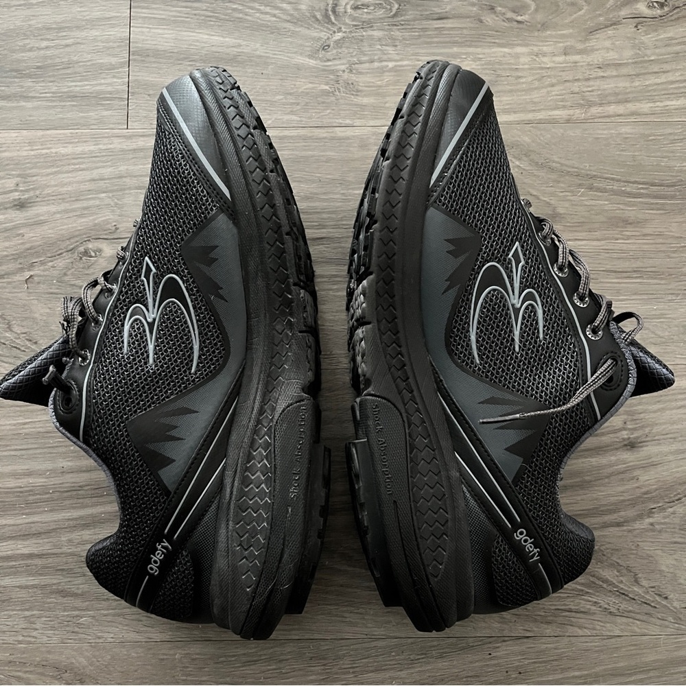 GDefy Gravity Defyer Non Slip Comfortable